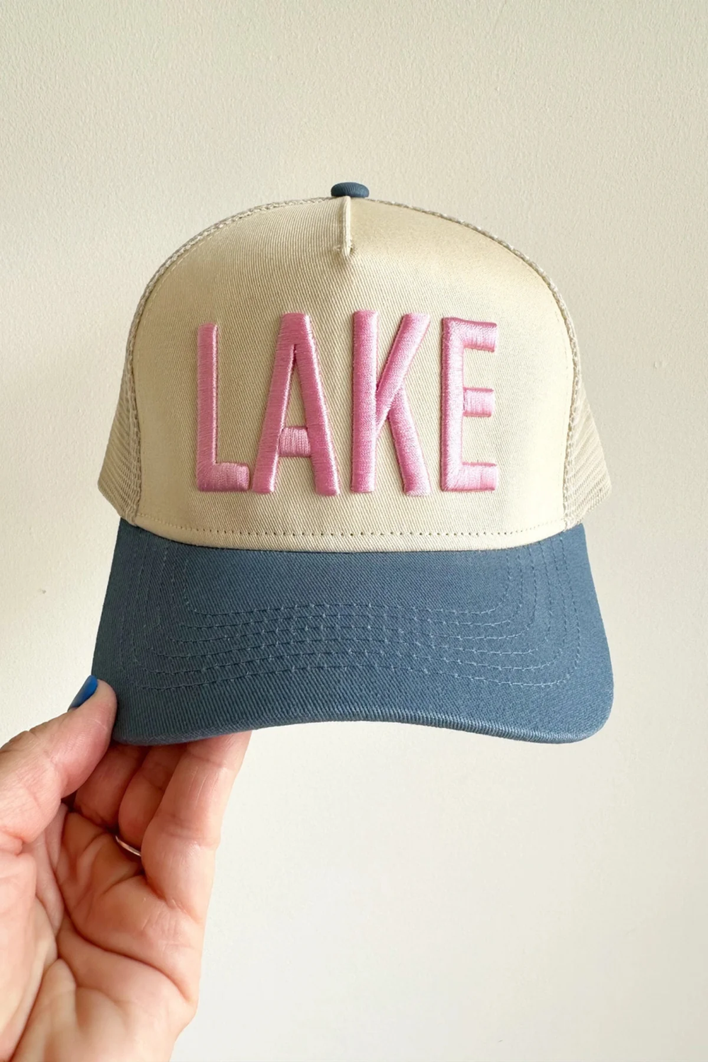 Trucker Hats with Adjustable Snapback Closures